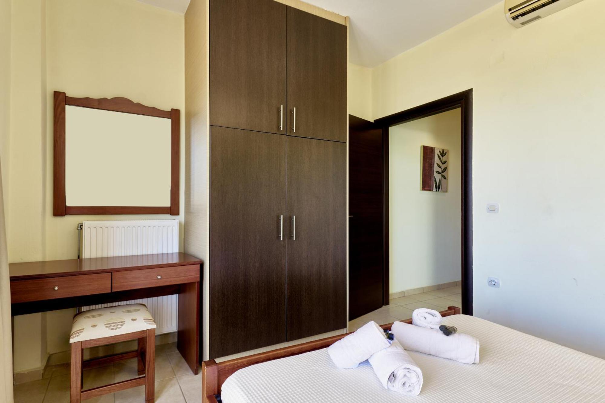 קולימברי Villa Gereoudis Seaview Apartments-Pool & Bar מראה חיצוני תמונה